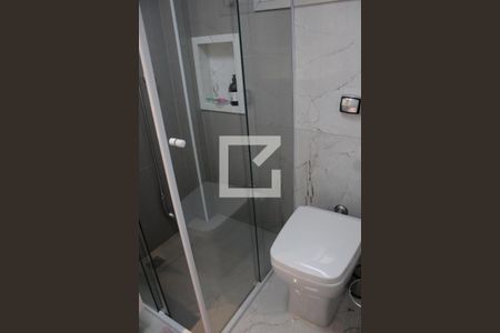 Apartamento à venda com 168m², 4 quartos e 3 vagasBanheiro da Suíte 2