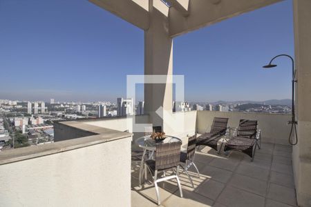 Apartamento para alugar com 246m², 2 quartos e 3 vagas Apartamento para alugar com 246m², 2 quartos e 3 vagasTerraço