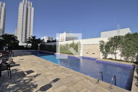 Apartamento para alugar com 246m², 2 quartos e 3 vagas Apartamento para alugar com 246m², 2 quartos e 3 vagasÁrea comum - Piscina