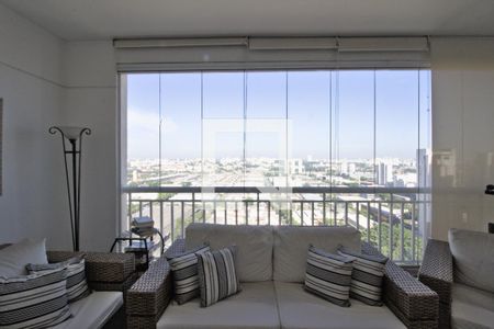 Apartamento para alugar com 246m², 2 quartos e 3 vagas Apartamento para alugar com 246m², 2 quartos e 3 vagasVaranda da Sala