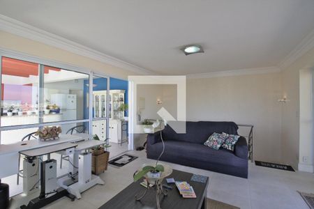 Apartamento para alugar com 246m², 2 quartos e 3 vagas Apartamento para alugar com 246m², 2 quartos e 3 vagasCobertura sala de TV