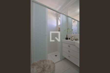 Apartamento para alugar com 246m², 2 quartos e 3 vagas Apartamento para alugar com 246m², 2 quartos e 3 vagasBanheiro da Suíte 1 Senhora