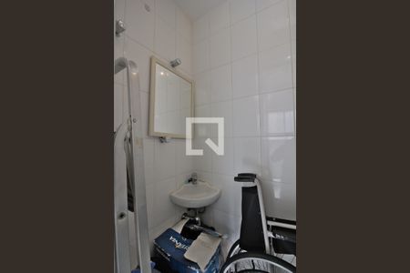 Apartamento para alugar com 246m², 2 quartos e 3 vagas Apartamento para alugar com 246m², 2 quartos e 3 vagasBanheiro de serviço