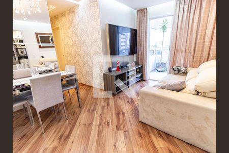 Sala de apartamento à venda com 2 quartos, 58m² em Vila Bertioga, São Paulo