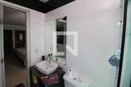 Casa à venda com 140m², 3 quartos e 1 vagaBanheiro quarto 