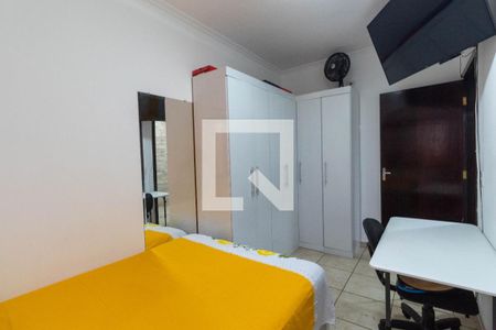 Casa à venda com 160m², 5 quartos e 5 vagas Casa à venda com 160m², 5 quartos e 5 vagasQuarto 3