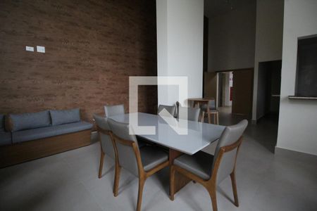 Apartamento à venda com 66m², 2 quartos e 1 vaga Apartamento à venda com 66m², 2 quartos e 1 vagaÁrea comum - Salão de festas