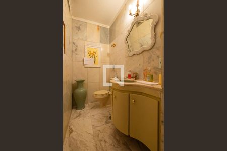 Apartamento à venda com 330m², 3 quartos e 5 vagas Apartamento à venda com 330m², 3 quartos e 5 vagasLavabo