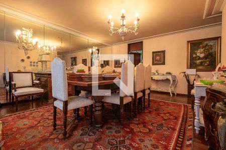 Apartamento à venda com 330m², 3 quartos e 5 vagas Apartamento à venda com 330m², 3 quartos e 5 vagasSala