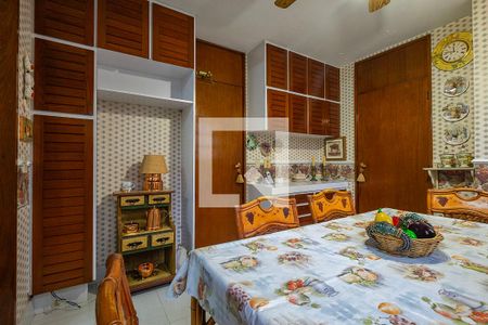 Apartamento à venda com 330m², 3 quartos e 5 vagas Apartamento à venda com 330m², 3 quartos e 5 vagasCozinha - Sala de Almoço