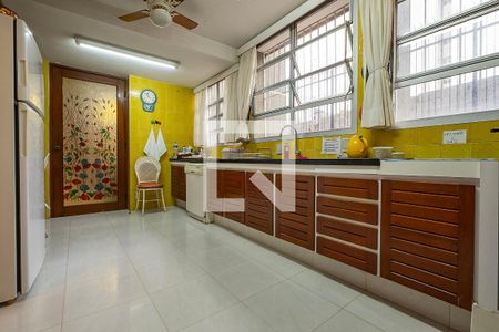 Apartamento à venda com 330m², 3 quartos e 5 vagas Apartamento à venda com 330m², 3 quartos e 5 vagasCozinha