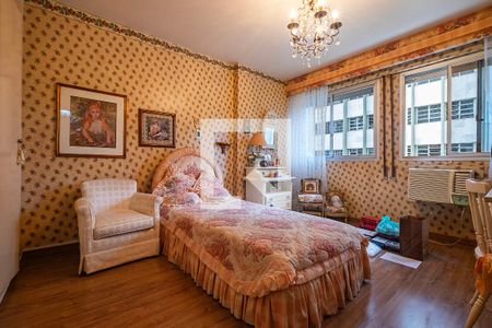 Apartamento à venda com 330m², 3 quartos e 5 vagas Apartamento à venda com 330m², 3 quartos e 5 vagasSuíte Americana 2