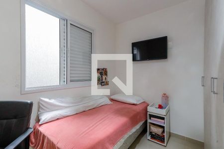 Quarto 2 de apartamento para alugar com 2 quartos, 49m² em Vila Nivi, São Paulo