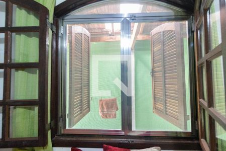 Casa à venda com 254m², 6 quartos e 5 vagasVista