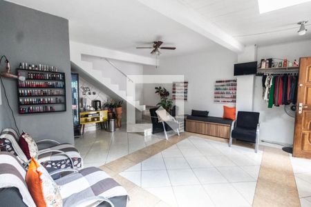 Casa à venda com 254m², 6 quartos e 5 vagasCasa 2 Sala