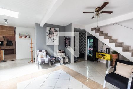 Casa à venda com 254m², 6 quartos e 5 vagasCasa 2 Sala