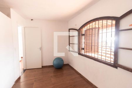 Casa à venda com 254m², 6 quartos e 5 vagasCasa 2 Quarto 2