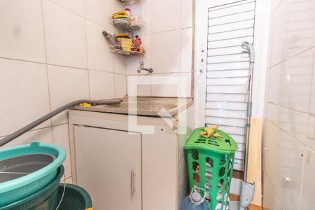 Casa à venda com 254m², 6 quartos e 5 vagasCasa 1 Área de serviço