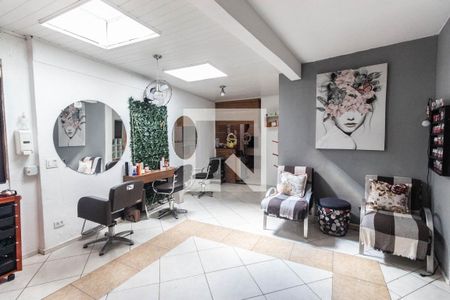 Casa à venda com 254m², 6 quartos e 5 vagasCasa 2 Sala