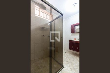 Casa à venda com 254m², 6 quartos e 5 vagasCasa 2 Banheiro