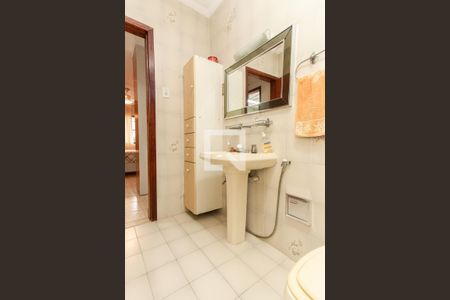 Casa à venda com 230m², 3 quartos e 2 vagas Casa à venda com 230m², 3 quartos e 2 vagasBanheiro 2