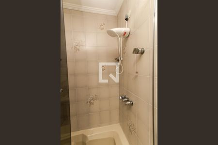 Casa à venda com 230m², 3 quartos e 2 vagas Casa à venda com 230m², 3 quartos e 2 vagasBanheiro 2