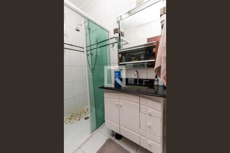 Casa à venda com 230m², 3 quartos e 2 vagas Casa à venda com 230m², 3 quartos e 2 vagasBanheiro 1