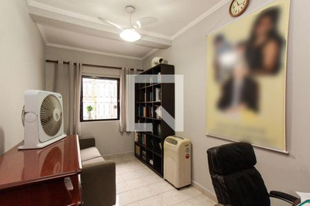 Casa à venda com 230m², 3 quartos e 2 vagas Casa à venda com 230m², 3 quartos e 2 vagasQuarto 4