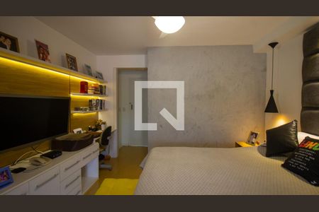 Casa de condomínio à venda com 201m², 3 quartos e 2 vagas Casa de condomínio à venda com 201m², 3 quartos e 2 vagasSuíte 3