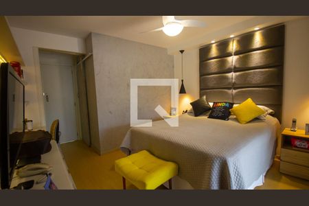 Casa de condomínio à venda com 201m², 3 quartos e 2 vagas Casa de condomínio à venda com 201m², 3 quartos e 2 vagasSuíte 3