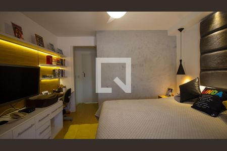 Casa de condomínio à venda com 201m², 3 quartos e 2 vagas Casa de condomínio à venda com 201m², 3 quartos e 2 vagasSuíte 3