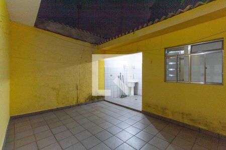 Casa à venda com 150m², 2 quartos e 2 vagasQuintal