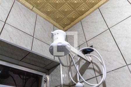 Casa à venda com 150m², 2 quartos e 2 vagasChuveiro