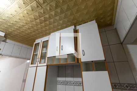 Casa à venda com 150m², 2 quartos e 2 vagasCozinha - Armários