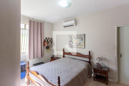 Casa à venda com 150m², 3 quartos e 2 vagas Casa à venda com 150m², 3 quartos e 2 vagasQuarto Suíte