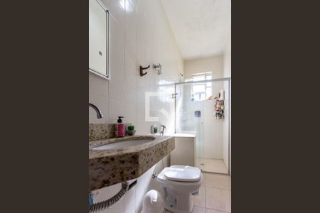 Casa à venda com 150m², 3 quartos e 2 vagas Casa à venda com 150m², 3 quartos e 2 vagasBanheiro Social