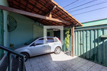 Casa à venda com 150m², 3 quartos e 2 vagas Casa à venda com 150m², 3 quartos e 2 vagasGaragem