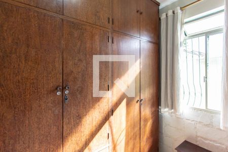 Casa à venda com 150m², 3 quartos e 2 vagas Casa à venda com 150m², 3 quartos e 2 vagasQuarto 2