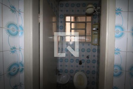 Quarto 1 - Banheiro de casa para alugar com 3 quartos, 168m² em Parque Casa de Pedra, São Paulo