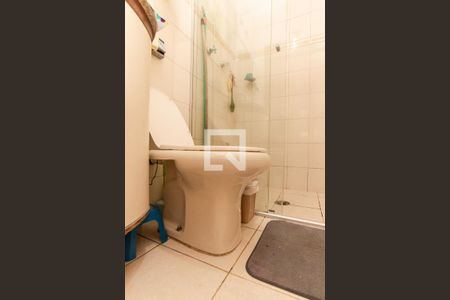 Casa à venda com 202m², 4 quartos e 1 vaga Casa à venda com 202m², 4 quartos e 1 vagaCasa 2 - Banheiro