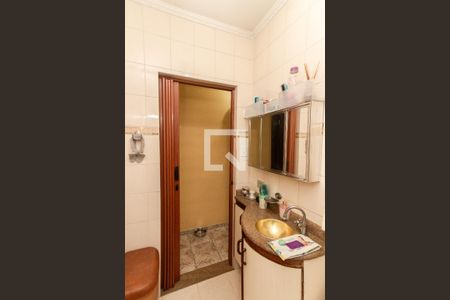 Casa à venda com 202m², 4 quartos e 1 vaga Casa à venda com 202m², 4 quartos e 1 vagaCasa 2 - Banheiro