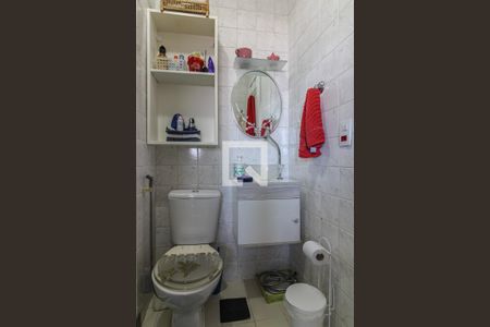 Apartamento à venda com 96m², 3 quartos e 2 vagas Apartamento à venda com 96m², 3 quartos e 2 vagasSuíte 1 - Banheiro