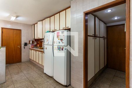Apartamento à venda com 320m², 4 quartos e 5 vagasCozinha