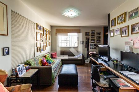 Apartamento à venda com 320m², 4 quartos e 5 vagasEscritório