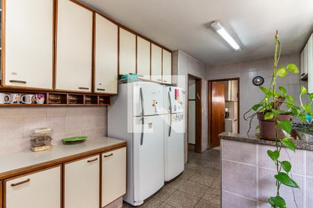 Apartamento à venda com 320m², 4 quartos e 5 vagasCozinha