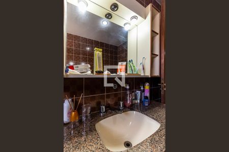 Apartamento à venda com 320m², 4 quartos e 5 vagasBanheiro 3