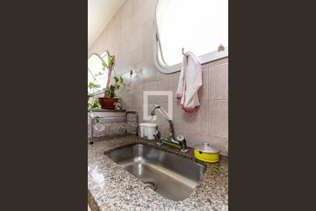 Apartamento à venda com 320m², 4 quartos e 5 vagasCozinha