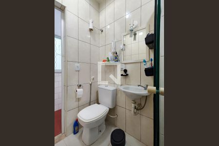 Casa à venda com 95m², 3 quartos e 1 vaga Casa à venda com 95m², 3 quartos e 1 vagaBanheiro Corredor