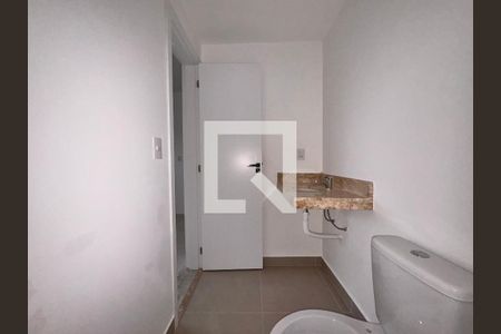 Apartamento à venda com 103m², 3 quartos e 2 vagas Apartamento à venda com 103m², 3 quartos e 2 vagasBanheiro da Suíte