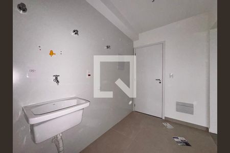 Apartamento à venda com 103m², 3 quartos e 2 vagas Apartamento à venda com 103m², 3 quartos e 2 vagasLavanderia